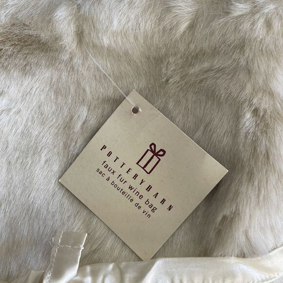 Pottery Barn Faux Fur Cream, Off-White Wine Holder NWT - Picture 5 of 8